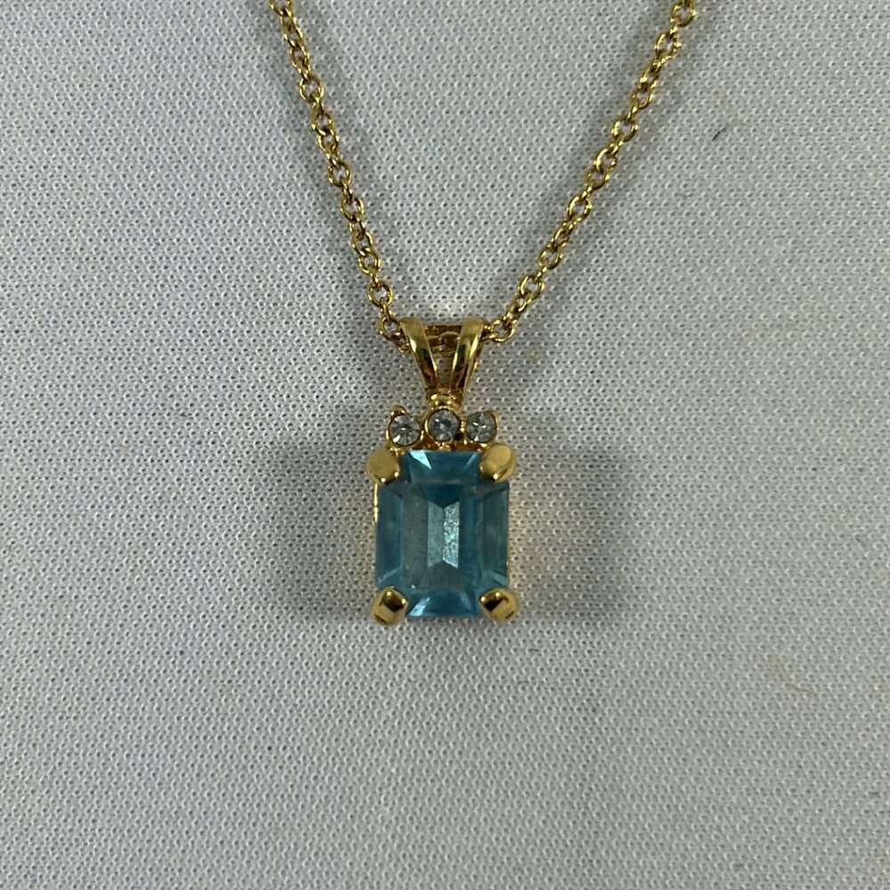 Gold Tone Faux Blue Topaz Square Pendant Chain Necklace 18" Delicate Dressy - Picture 3 of 6